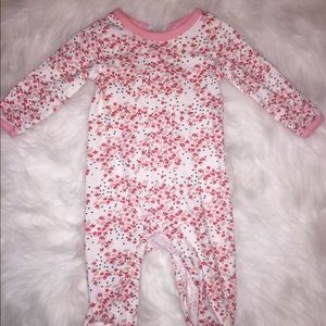 Baby girl, long sleeve outfit.